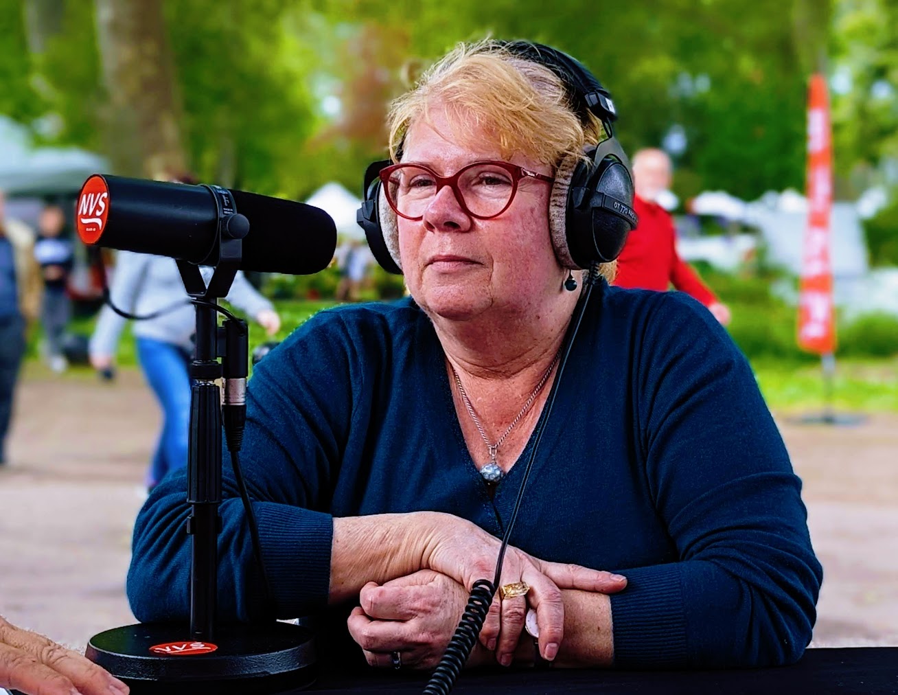 Carole Lebouleux radio.jpg (220 KB)