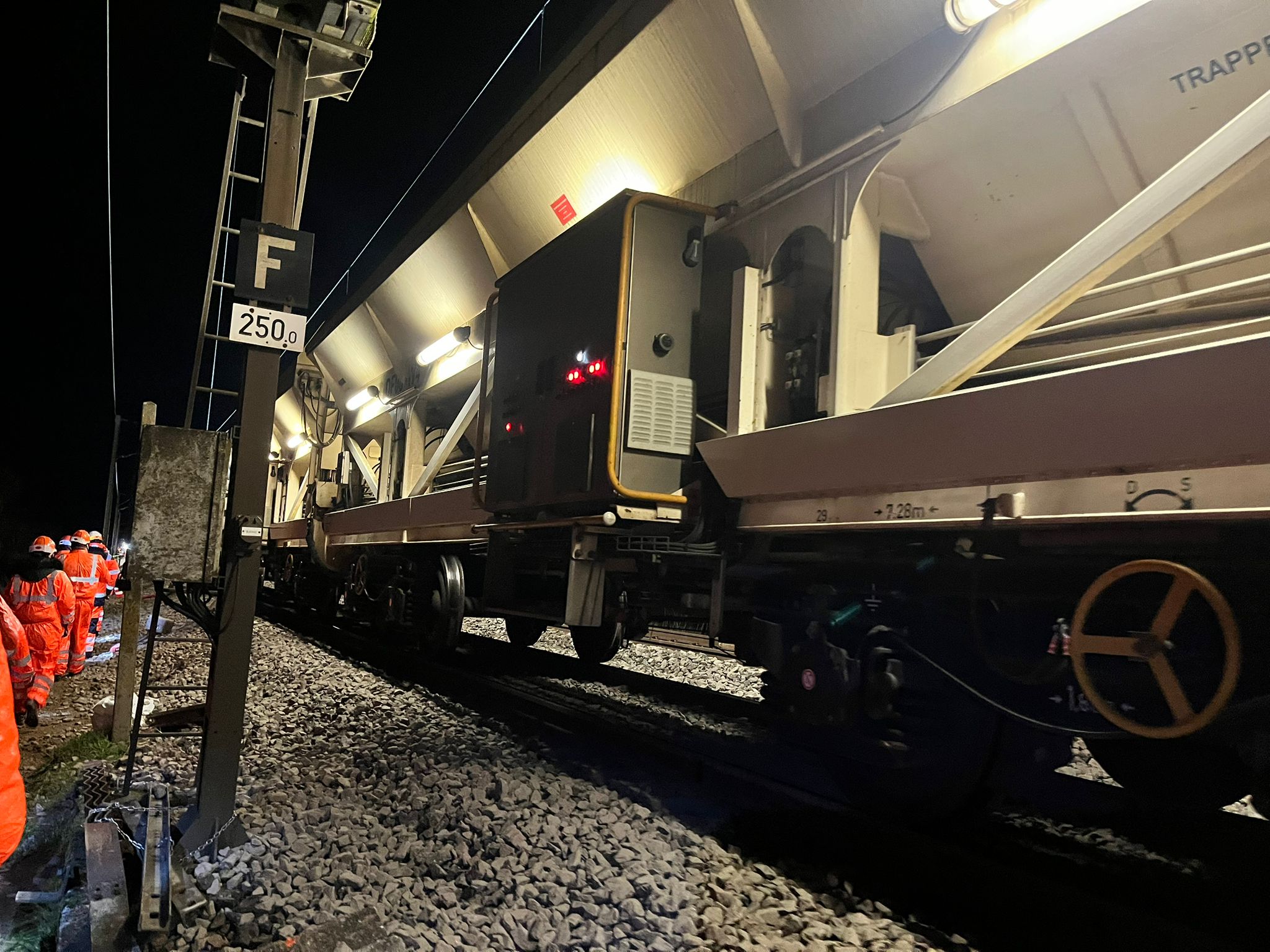 WhatsApp Image 2025-01-28 at 12.30.46.jpeg (451 KB)