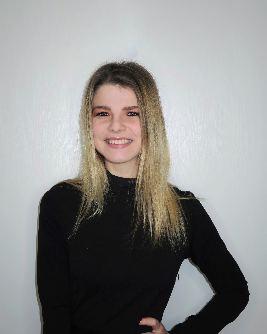 N&deg;1 CANU Oph&eacute;lie  26 ans.jpeg (305 KB)