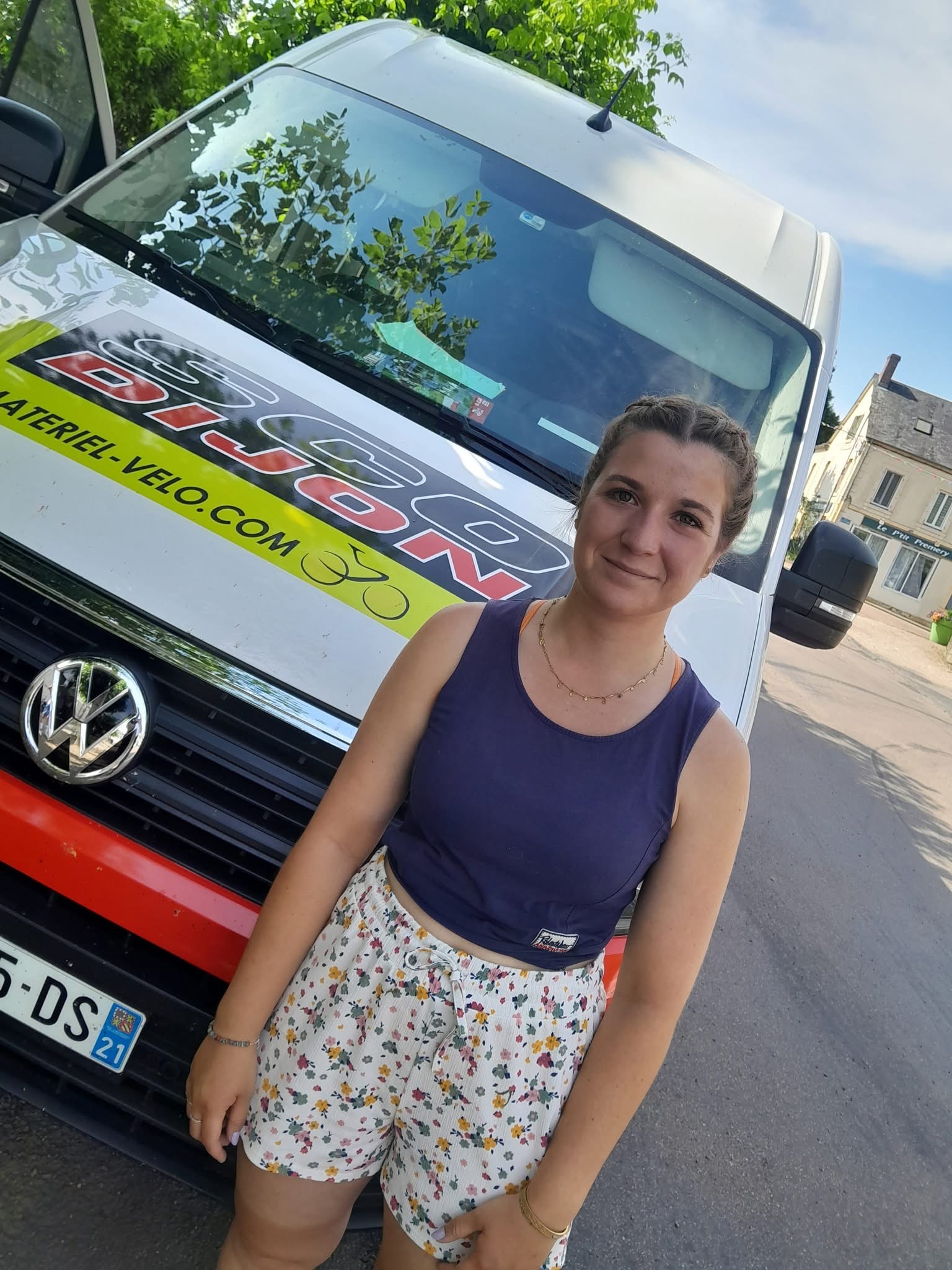 IMG_1285.JPG (545 KB)