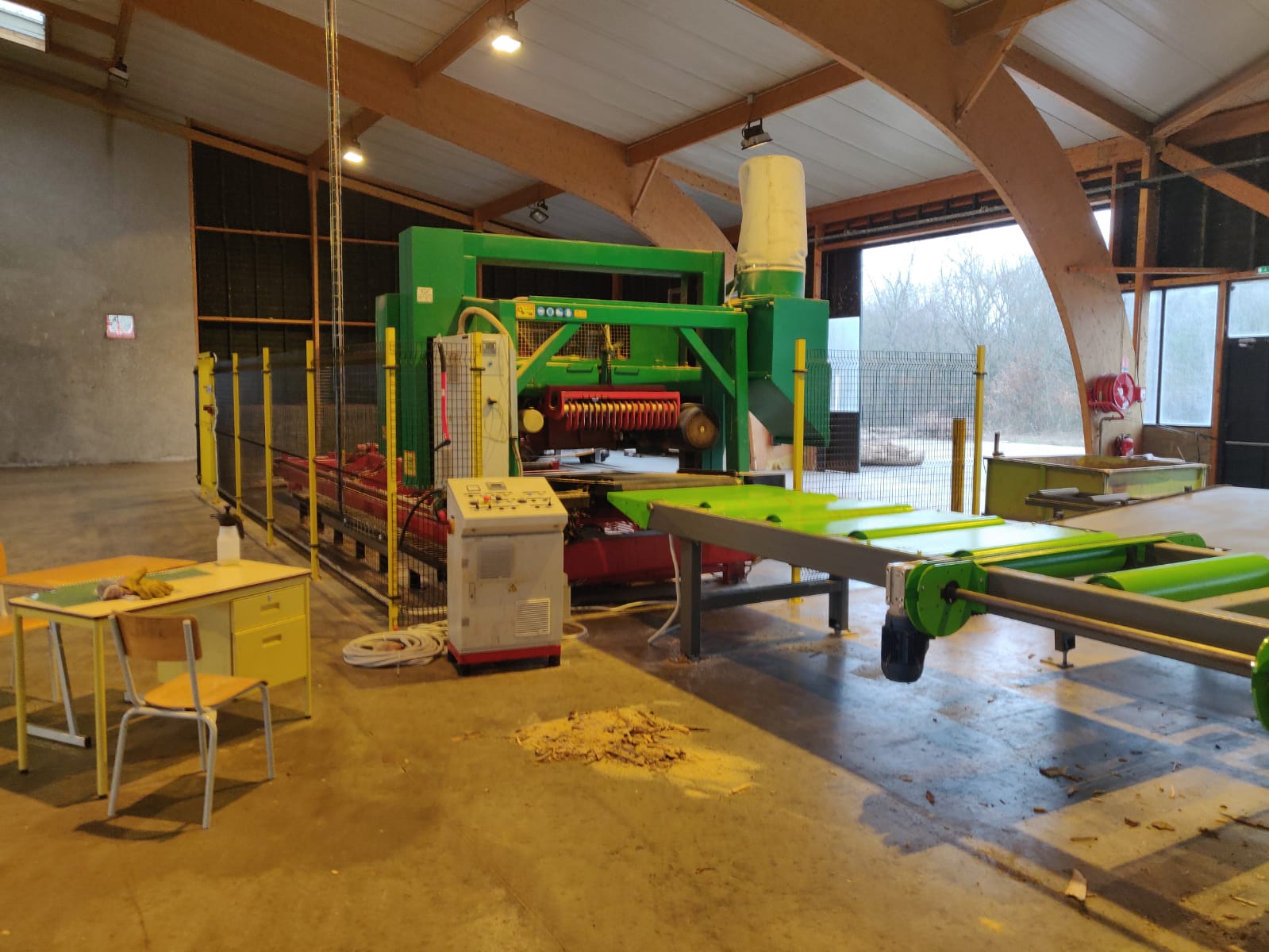 WhatsApp Image 2024-02-28 at 15.24.05 (1).jpeg (210 KB)